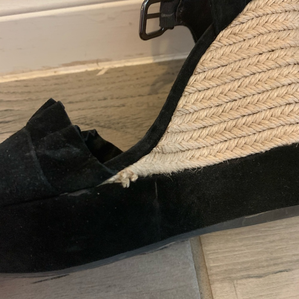 Wedge - Picture 5 of 5